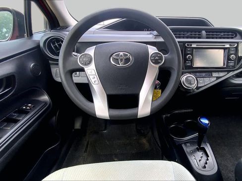Used 2016 Toyota Prius C One FWD image 6