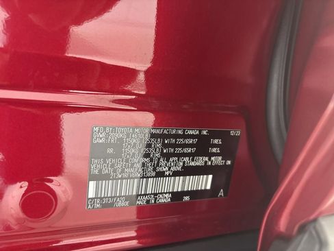 Used 2024 Toyota RAV4 XLE w/ Convenience Package image 10