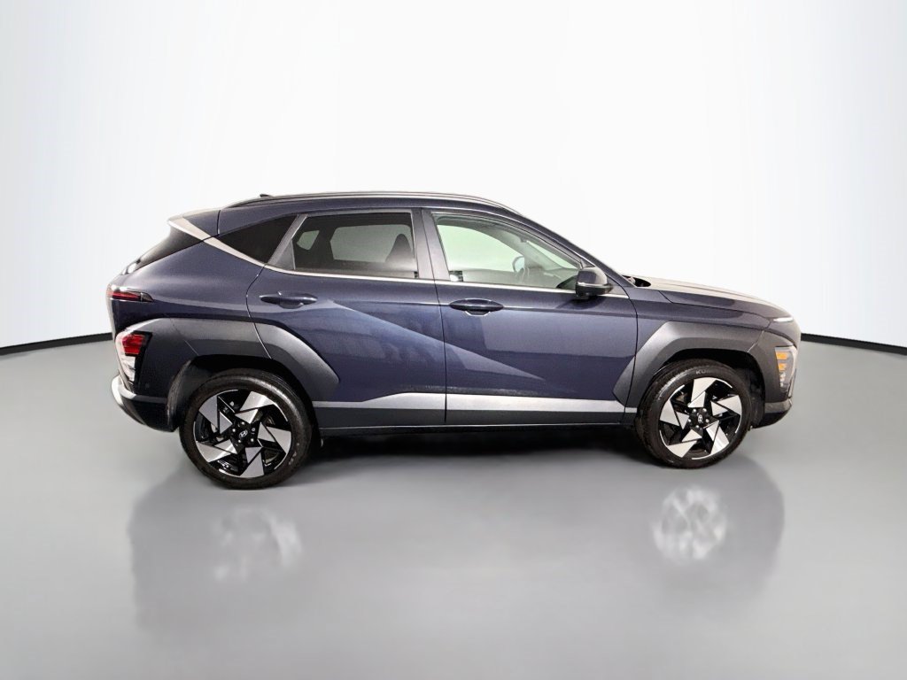 Used 2024 Hyundai Kona Limited AWD/4WD image 11