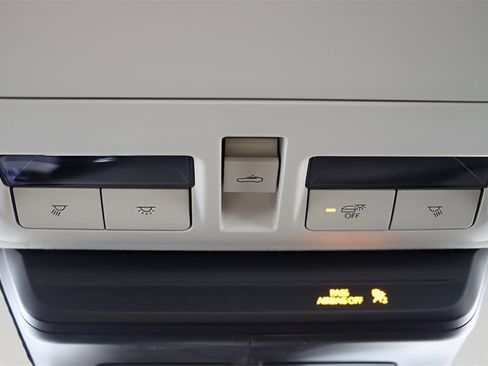 New 2025 MAZDA MAZDA3 2.5 Turbo Sedan w/Premium Plus image 41