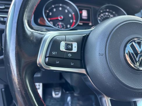 Used 2021 Volkswagen GTI SE FWD image 19