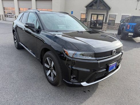 Used 2024 Honda Prologue Touring image 1