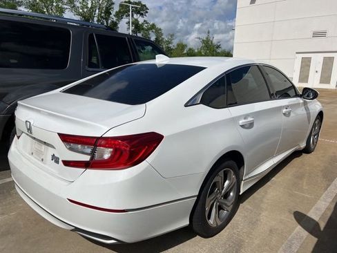 Used 2018 Honda Accord EX-L image 2