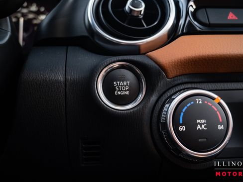 Used 2017 FIAT 124 Spider Lusso image 22