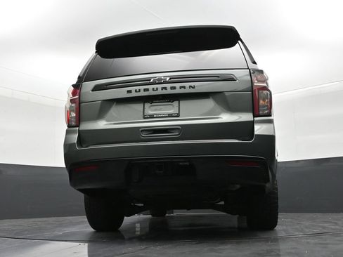 Used 2023 Chevrolet Suburban Z71 AWD/4WD image 23