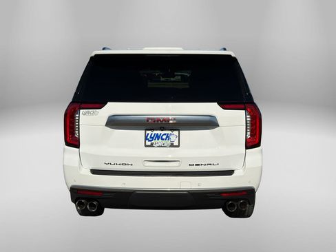 Used 2023 GMC Yukon XL Denali w/ Max Trailering Package image 3