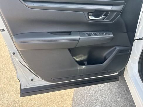 Certified 2024 Honda CR-V EX image 9