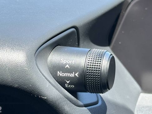 Used 2019 Lexus UX 200 w/ Accessory Package 2 FWD image 44