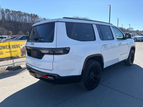 New 2026 Jeep Grand Wagoneer Limited image 6