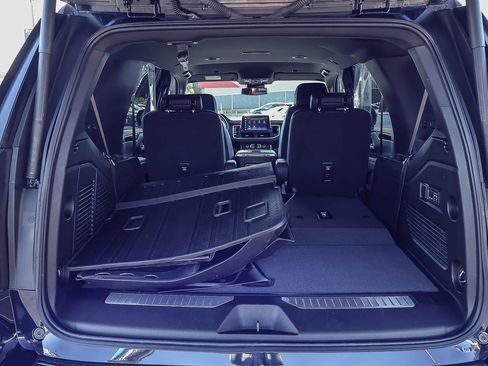 Used 2023 Chevrolet Tahoe RST w/ RST Performance Edition image 16