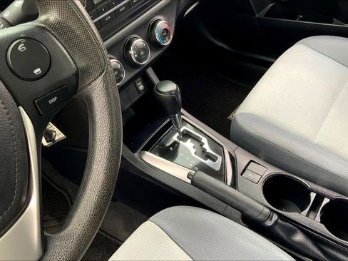 Used 2014 Toyota Corolla L image 16