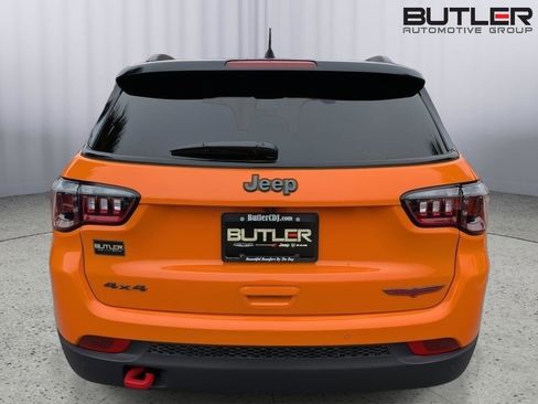 New 2026 Jeep Compass Trailhawk w/ Sun, Sound & Navigation Group AWD/4WD image 5