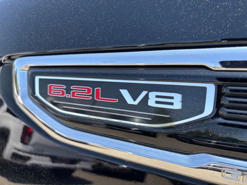 New 2025 GMC Sierra 1500 Denali w/ Denali Reserve Package image 9