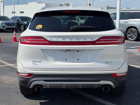 Used 2018 Lincoln MKC Select w/ Select Plus Package FWD image 3