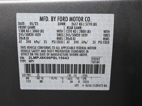 Used 2023 Lincoln Nautilus Reserve w/ Cargo Utility Package AWD/4WD image 10