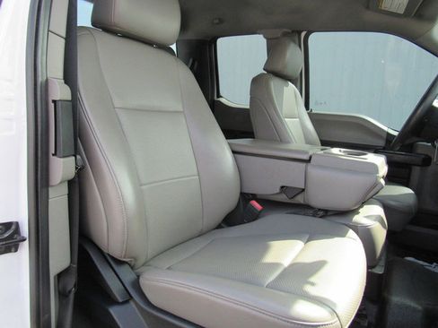 Used 2020 Ford F250 XL w/ Power Equipment Group AWD/4WD image 14