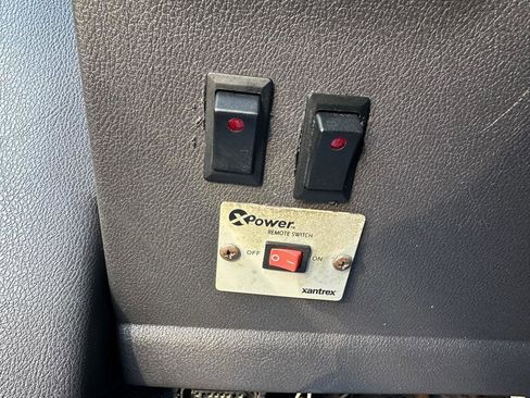 Used 2015 Ford Transit Connect XL FWD image 14