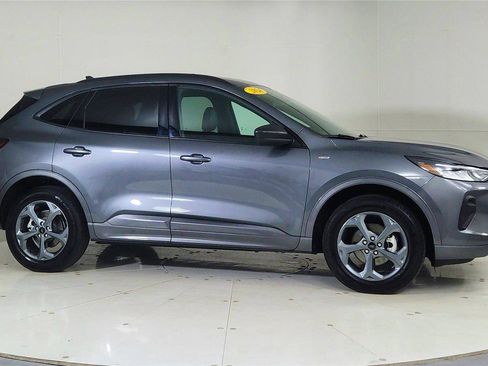 Used 2024 Ford Escape ST-Line image 8