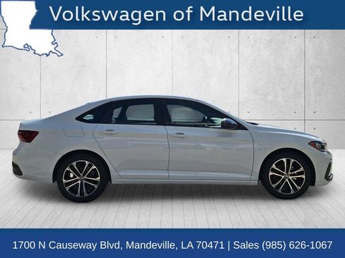 Certified 2026 Volkswagen Jetta Sport FWD image 4