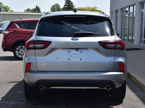 Used 2023 Ford Escape ST-Line AWD/4WD image 9