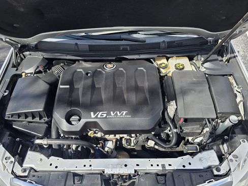 Used 2013 Cadillac XTS Platinum image 12