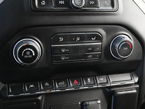 Used 2022 Chevrolet Silverado 1500 Custom RWD image 30
