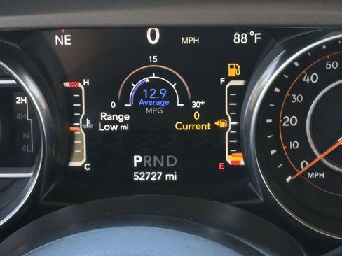 Used 2022 Jeep Wrangler Unlimited Sport image 17