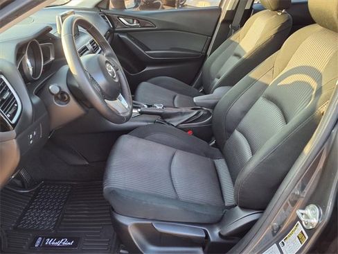 Used 2014 MAZDA MAZDA3 i Touring w/ Technology Package image 5