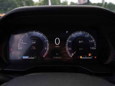 Used 2021 Jeep Grand Cherokee L Limited AWD/4WD image 29