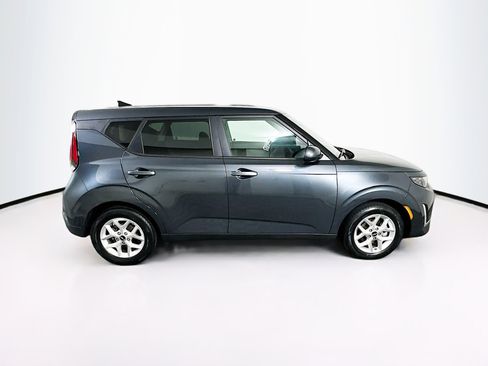 Used 2025 Kia Soul LX w/ LX Technology Package image 10