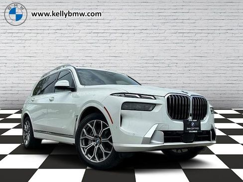 Certified 2025 BMW X7 xDrive40i w/ Executive Package AWD/4WD image 1