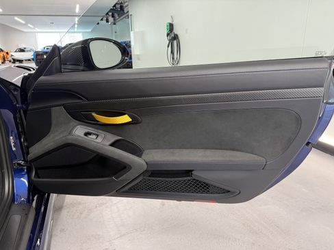 Used 2023 Porsche 718 Cayman GT4 RS RWD image 29