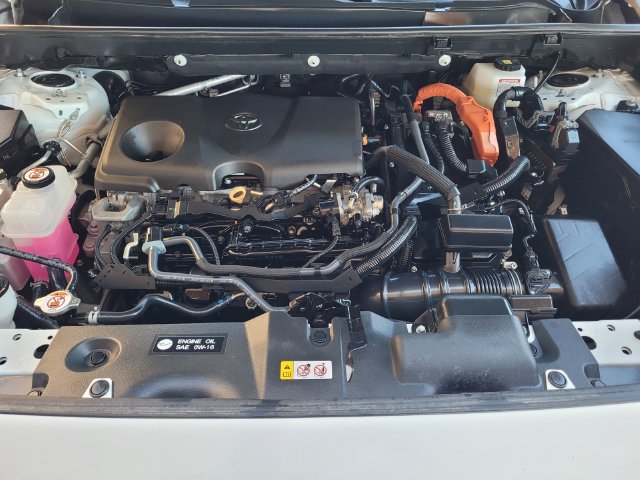 Certified 2025 Toyota RAV4 LE AWD/4WD image 34