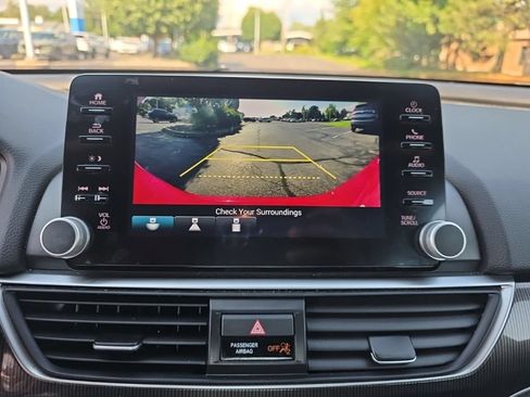Used 2021 Honda Accord Sport image 18
