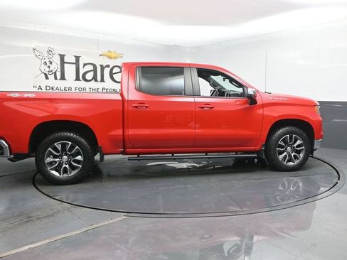Used 2023 Chevrolet Silverado 1500 LT AWD/4WD image 37