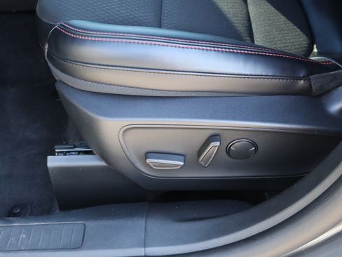 Used 2025 Ford Escape ST-Line AWD/4WD image 42