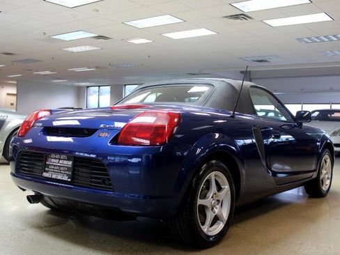 Used 2001 Toyota MR2 image 5