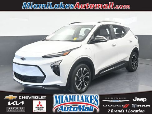 Used 2023 Chevrolet Bolt EUV Premier image 1
