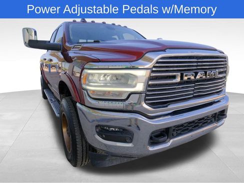 Used 2022 RAM 3500 Laramie image 10