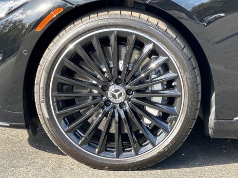 New 2026 Mercedes-Benz EQE 320 4MATIC Sedan image 12