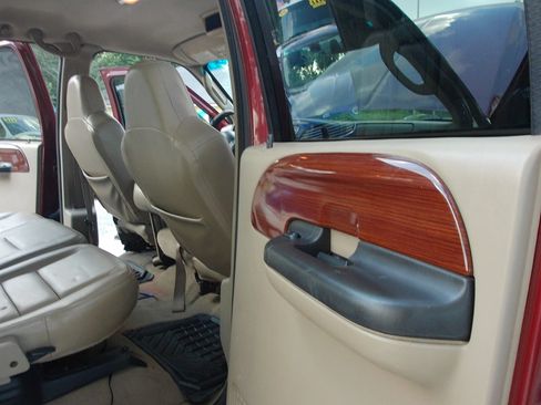 Used 2006 Ford F250 Lariat AWD/4WD image 31