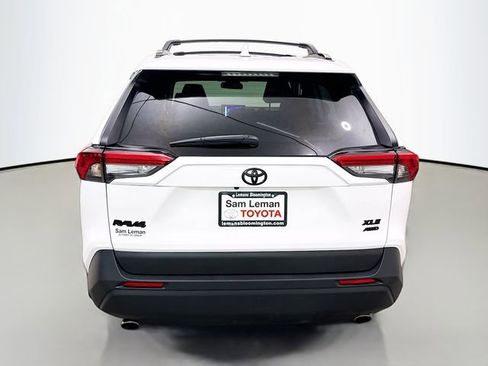 Used 2025 Toyota RAV4 XLE image 6