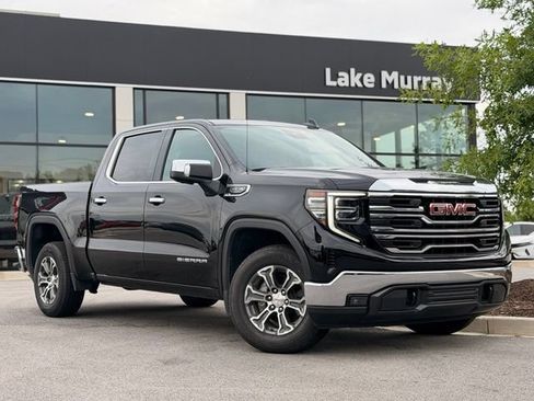 Used 2025 GMC Sierra 1500 SLT RWD image 1