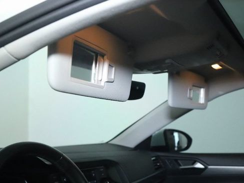 Used 2023 Volkswagen Jetta SE w/ Panoramic Sunroof Package FWD image 19