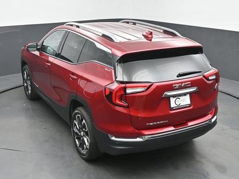 Used 2023 GMC Terrain SLT w/ LPO, Floor Liner Package FWD image 39