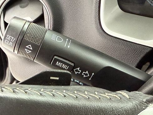 Used 2011 Chevrolet Camaro SS image 16