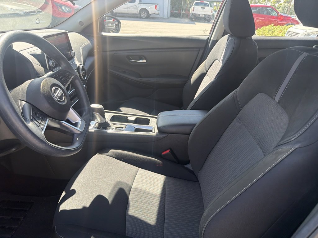 Certified 2025 Nissan Sentra SV FWD image 10