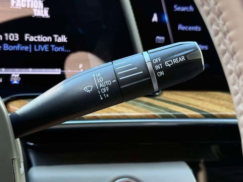 Used 2023 Cadillac Escalade Sport Platinum image 33