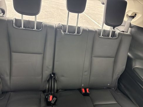 Used 2021 Subaru Ascent Touring w/ Popular Package #2A image 34