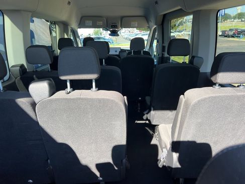 Used 2025 Ford Transit 350 XLT image 11